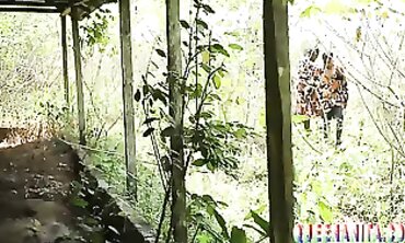 Boss Sonnie Stops You For An Outdoor Ebony Blowjob