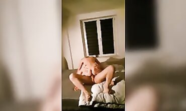 Ein weiterer wilder Ritt mit Amateur-Creampie