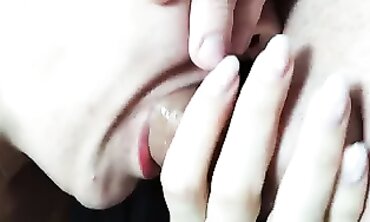 Step-Mom's Hot Red Lipstick Blows A Huge Load On Her Face