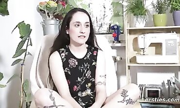 Katy Perry's Sexual Healing - How To Use A Man Like It's Your Toy" (Parody)