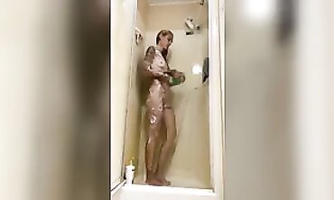 Petite Italian Milf Joeyminacapelli Showers