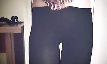 Italiansex2020 Smokes In Pantyhose And Gets Bare