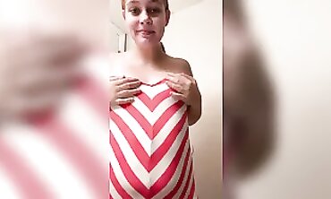 Pregnant Redhead Buggie6000 Jerks Her Belly