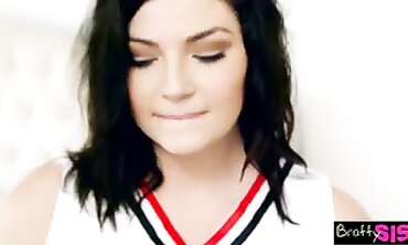 Step Sister Jessica Rex Gets Creampie From Logan Long