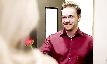 Chloe Cherry & Kyle Mason's Passionate Night of Desire
