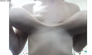 Beautiful MILF with Gorgeous Saggy Boobs