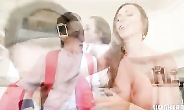 Cougar MILF Jessica Jaymes Gets Milked by Stepson