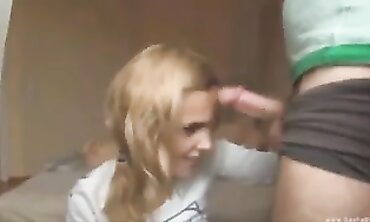Hot Babe with Big Tits and Ass Gets Deep Throat Blowjob