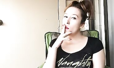 Hot Babe Teasing & Sensually Fucks Her Boyfriend's Big Dick Outside in Public