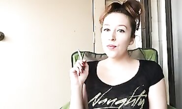 Hot Babe Teasing & Sensually Fucks Her Boyfriend's Big Dick Outside in Public