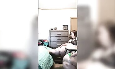 Chubby Girl's Sensual Massage with Oil