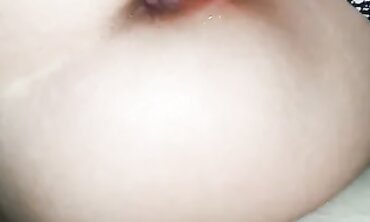 Hot Blonde Babe Gives Amazing Oral Sex & Rides Her Boyfriend's Big Dick Until He Explodes In Orgasmic Pleasure