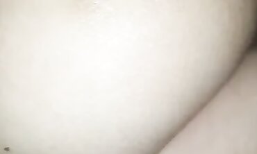 Hot Blonde Babe Gives Amazing Oral Sex & Rides Her Boyfriend's Big Dick Until He Explodes In Orgasmic Pleasure