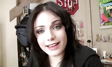 Alexis Blaze Gets Wet With Huge Cumshots In Alt Style