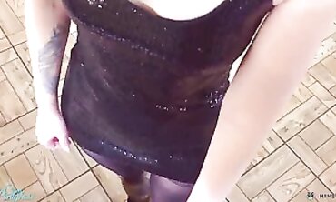 POV Creampie In Stockings At The Night Club