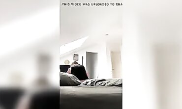 Passion MILF Masturbates With Vibrator Before Work
