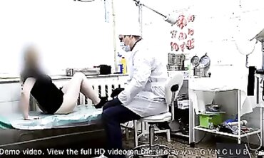 Sensual coochie with gullet on obgyn check-up