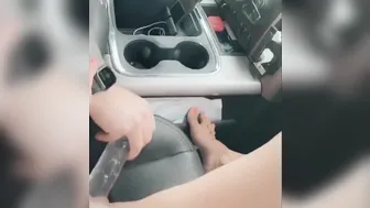 Blonde MILF Michelle Masturbates With A Dildo While Driving
