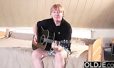Teenage Encounters - Old Man Fucks women Online