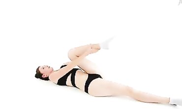 Highly Sweetheart naked gymnastics by Alla Sinichka