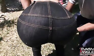 Miyamme Spice Takes a Rough Outdoor Blowjob