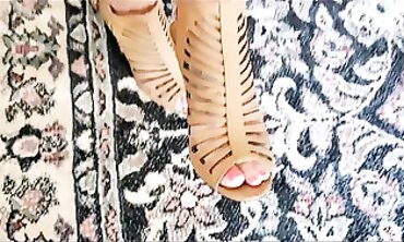 Pinkish Sole High Heel Toes Adore