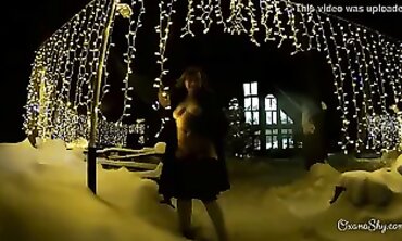 Winter MishMash - Funny Pranks & Surprises Compilation