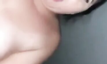 Mia Khalifa: Tinder MILF Reality