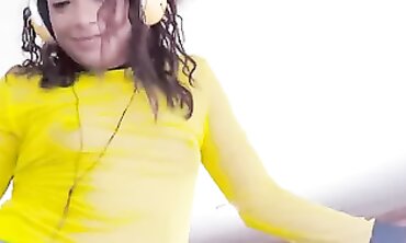 BBC Threesome Blowjob Fest with Black Babes