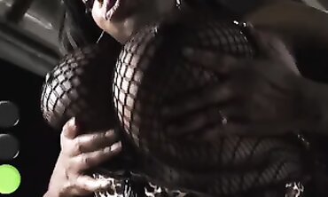 Hot MILF Teacher Fucks Her Student In Classroom For Extra Credit