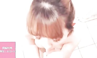 Chinese AV Masterpiece - Hot Scene of Stealing Glances And Insertion