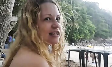 Hot Brazilian Milf Exposes Herself in Public Bathroom at Beach - Brazzil Porn