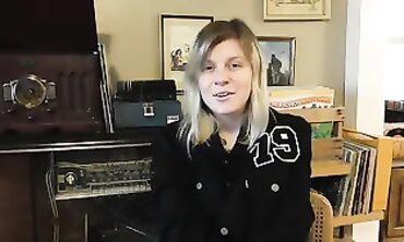 Step Sister's Giant Facial - Biggest Face Full Of Sperm Ever!