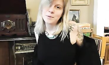 Step Sister's Giant Facial - Biggest Face Full Of Sperm Ever!