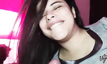 Venezuela Hottie Vegas Of Crowley Gives Steamy Oral Sex Performance
