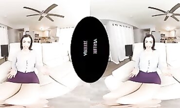 VR ALLURE - Immerse Yourself In The Erotic World Of Virtual Reality Sex With Mercys Blowjob
