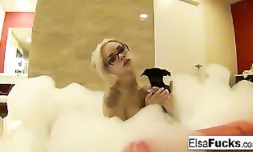ElsaJean's Motel Room Tease - Naughty Blonde Babe Exposes Herself To Strangers