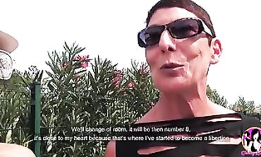 Hot MILF Seduces barely legal Stud With Her Sexual Skills - Erin Electra
