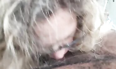 Early Bird Blowjob - Sexy Brunette Babe Sucks & Swallows Huge Load