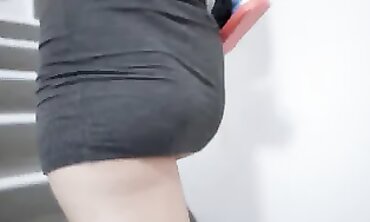 MILF Pays For Services With Her Sexual Skills - POV