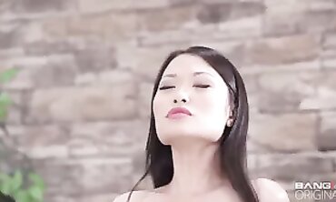 Exotic Encounters - Japanese MILF Faces Off With A Handsome Stranger