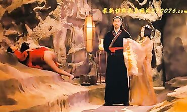 Thrilling Battle After Changing Panties #30" (Chinese)