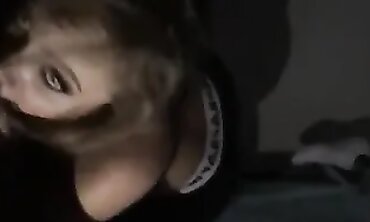 Popular-Instagrammer's Amateur WebCam Session with Over 1M Views
