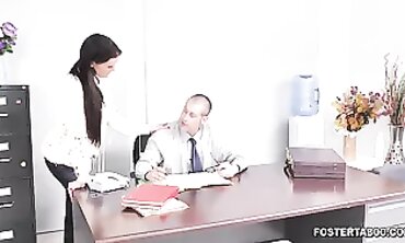 Fresh-N'-Clean: Teen Daughter Cleans Up Her Parents House While They Are Away - Stepdad Fucks His Stepson's Girlfriend