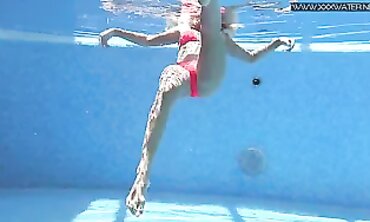 Mary Kalisy Strips Nude By The Pool