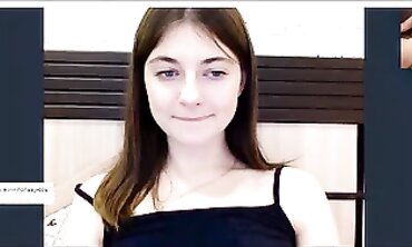 Hot Amateur Babe Talks About Her Sex Life On Webcam