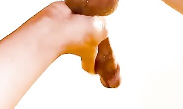 Asian MILF Queen Deepthroats Big Dick With Loud Sounds
