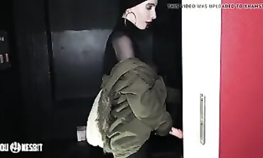 Lia Louise Pegs Through Gloryhole With Sex Toy