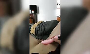 Fabulous Audio: Naughty Redhead MILF Masturbates With Toys While Chatting