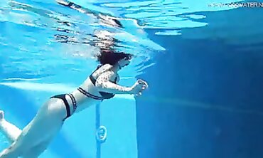 Sheril Prolapse gets weird and bare into the pool